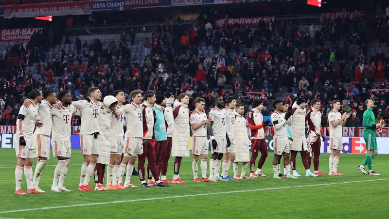 Bayern zitterte sich ins Achtelfinale. (Bild: APA/AFP/Alexandra BEIER)