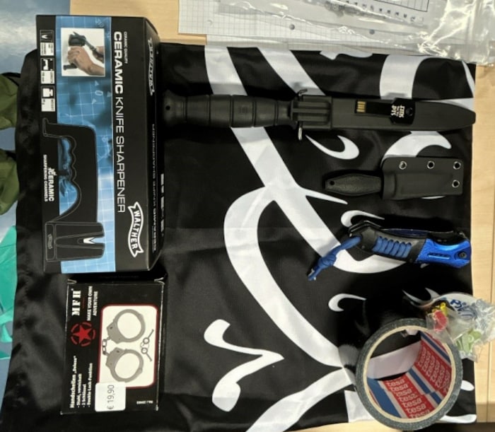 Among other things, a flag with the Islamic creed was found in the 14-year-old's cellar compartment.