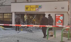 Täter haben zumindest zwei Sprengungen in Salzburg-Aigen und Wien-Donaustadt verursacht. Die ...