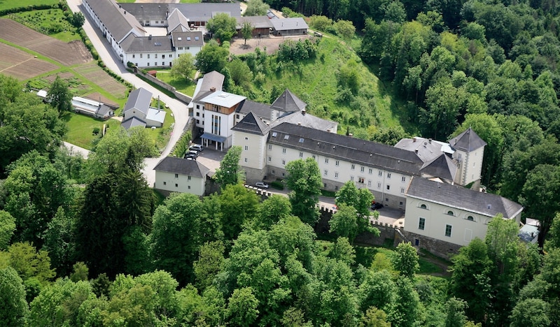 They turned Wernberg Castle, which the Missionary Sisters of the Precious Blood had bought 90 years ago, into a house of education. (Bild: zvg)