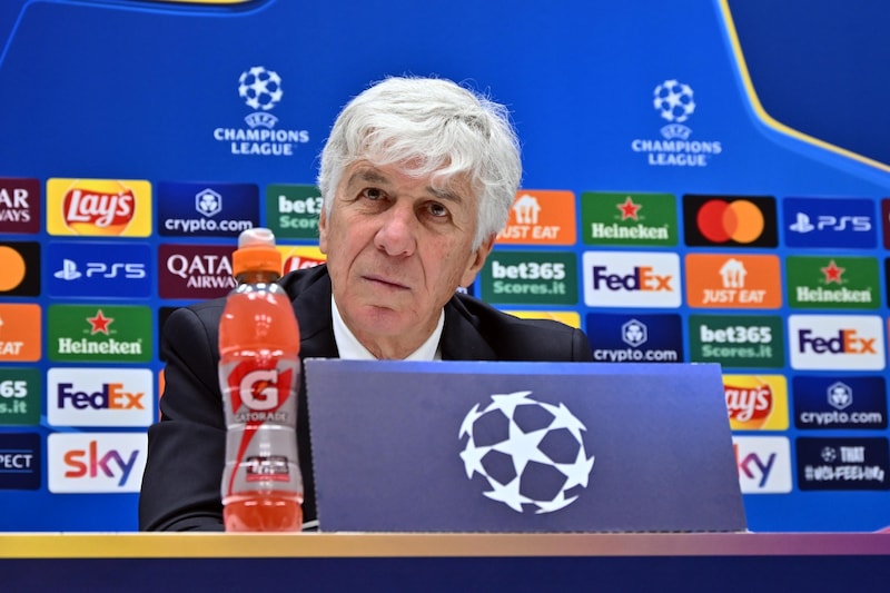 Gian Piero Gasperini teilte auf der Pressekonferenz gegen Lookman aus. (Bild: EPA)