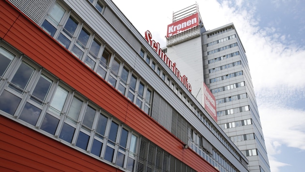 Das Redaktionsgebäude der Kronen Zeitung in der Wiener Muthgasse im 19. Bezirk
