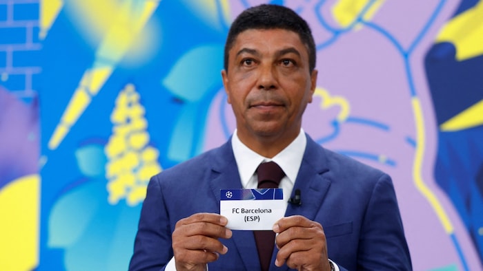 Giovane Elber bei der Auslosung in Nyon