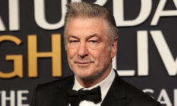 „Das Jahr war einfach nur schrecklich.“ Alec Baldwin spricht in seiner neuen Reality-Serie offen ...