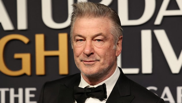 "That year was just terrible." In his new reality series, Alec Baldwin talks openly about the difficult time following the fatal shooting of a camerawoman. (Bild: Caitlin Ochs / REUTERS / picturedesk.com)