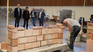 Auf der „com:bau“ in Dornbirn zeigen die jungen Handwerker ihr Können.  (Bild: Landesinnung Bau Vorarlberg)