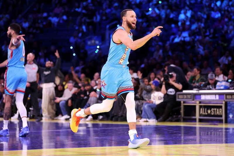 NBA star Stephen Curry was recently named MVP in the All-Star Game. (Bild: AP)