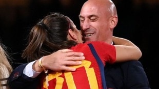 Hermoso war nach dem WM-Titel bei der anschließenden Siegerehrung vom damaligen spanischen ...