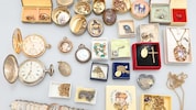 Bei mehreren Razzien bei der Bande wurden Bargeld, Gold, Schmuck und Uhren gefunden