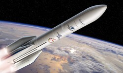 Die Trägerrakete Ariane 6 (Bild) ist noch nicht wiederverwendbar, künftig will die ESA aber auf ...