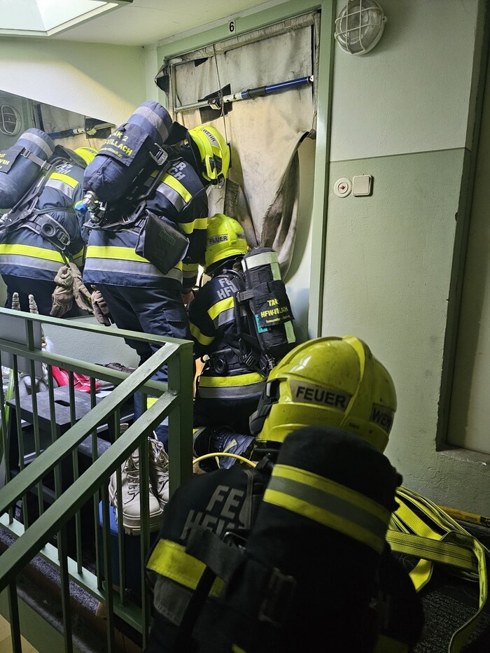 Über das Stiegenhaus erfolgte der Innenangriff.