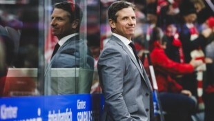 KAC-Trainer Kirk Furey gewann den Grunddurchgang der ICE-Liga zum zweiten Mal in Folge.