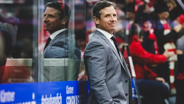 KAC-Trainer Kirk Furey gewann den Grunddurchgang der ICE-Liga zum zweiten Mal in Folge.