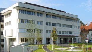Im Ischler Krankenhaus wiehert der Amstschimmel.