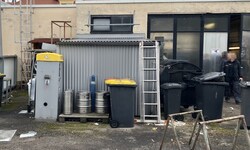 In diesem Blechcontainer waren die Spielautomaten versteckt