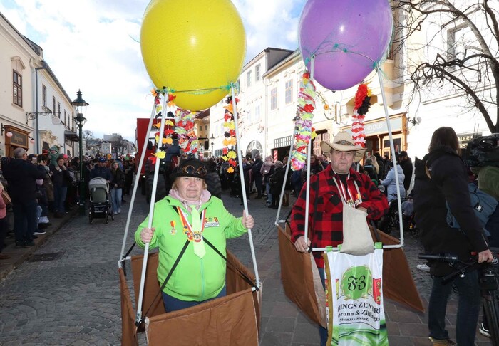 Am Nachmittag ist die FUZO in Eisenstadt immer zum Bersten voll.