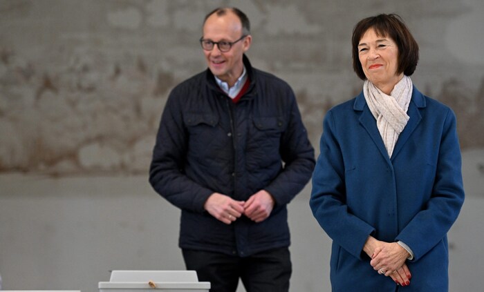 Seit 1981 ist Friedrich Merz mit der Juristin Charlotte verheiratet.