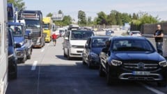 Stau auf der Tauernautobahn: im Sommer ein regelmäßiges Bild ...