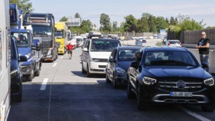 Stau auf der Tauernautobahn: im Sommer ein regelmäßiges Bild ...