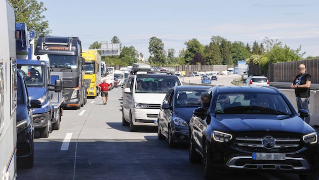 Stau auf der Tauernautobahn: im Sommer ein regelmäßiges Bild ...