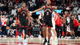 Die Raptors gewinnen ohne Jakob Pöltl. (Bild: Getty Images via AFP)