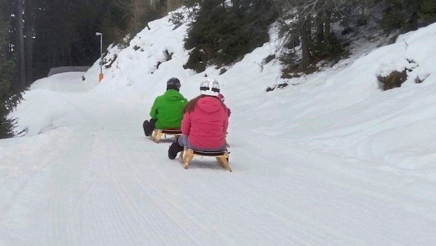 Wieder ereignete sich in Tirol ein schwerer Rodelunfall (Symbolbild).