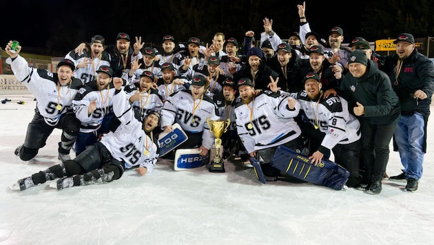 In Lienz, Schüttdorf secured the championship title with a 5:0 win in the last game of the "best of three" final series. (Bild: zVg)