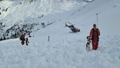 Zahlreiche Bergretter waren im Einsatz. (Bild: Bergrettung/Gollner)