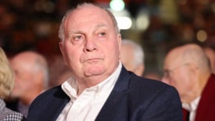 Ex-Bayern-Präsident Uli Hoeneß äußerte sich in der Vergangenheit immer wieder kritisch zur deutschen AfD-Partei. (Bild: AFP)