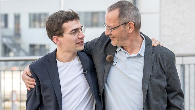 After being diagnosed with leukemia in 2019, there was not much hope for Günter Grabner (right) from Styria. Until he came along: Viktor Schwabl (34) from Vienna (left). (Bild: Juergen Fuchs)