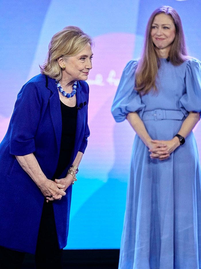 Und mit Mama Hillary ...