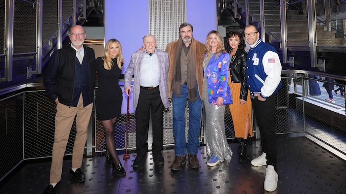 Tom Selleck mit seinen „Blue Bloods“-Kollegen