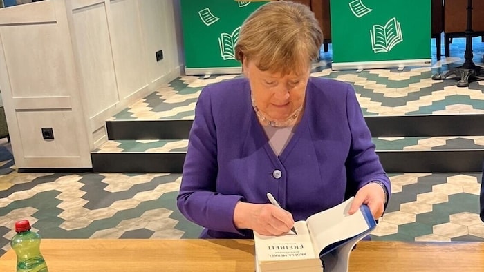Die Ex-Kanzlerin äußerte sich bei ihrer Buchvorstellung am Montagabend in Wien zum aktuellen ...