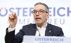 FPÖ-Chef Herbert Kickl wollte den Zugang zur Staatsbürgerschaft über das Asylwesen de facto ...
