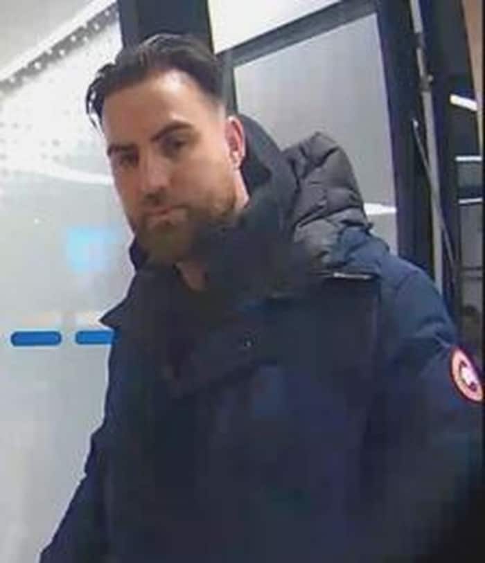 Die Polizei bittet um Hinweise.