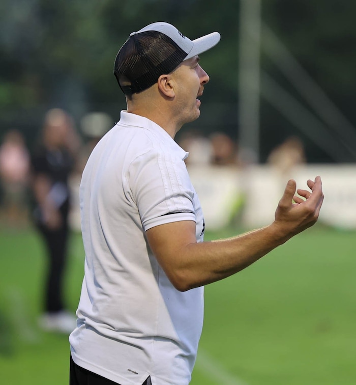 Scheibling-Coach Daniel Kohn kennt den Rivalen in und auswendig.