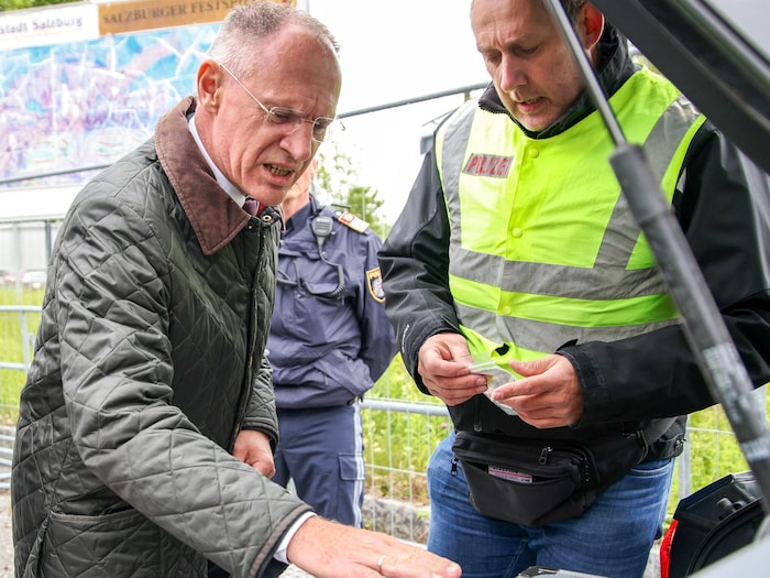 Gerhard Karner (l.) plant eine umfassende Reform der Polizeidienste. Er setzt auf das Prinzip ...
