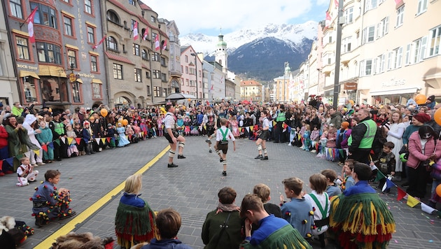 One of the last carnival highlights is the family carnival in Innsbruck on Tuesday. There is a precise concept to ensure that everyone celebrates safely. (Bild: Birbaumer Christof)