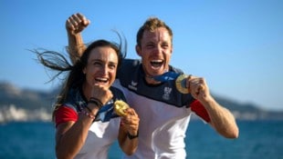 Lukas Mähr, der 2024 vor Marseille mit Lara Vadlau Olympiasieger wurde, genießt nach dem Karriereende ganz neue Freiheiten. (Bild: GEORG HOCHMUTH / APA / picturedesk.com)