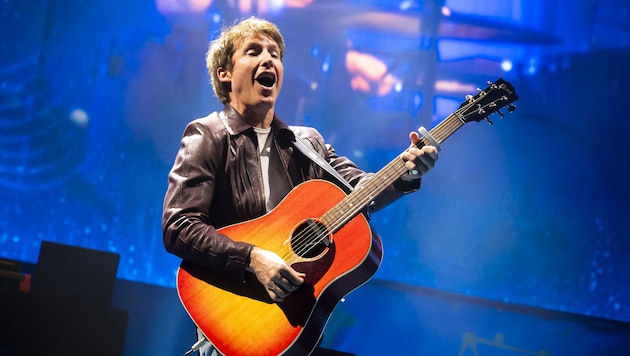 In a good mood, but melancholy in its basic orientation: James Blunt in his Viennese "Stammbeisl", the Stadthalle. (Bild: Andreas Graf)