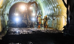 Die Modernisierungsarbeiten auf der Tauernbahnstrecke laufen auf Hochtouren.