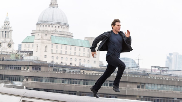 Famous scene: In "Mission: Impossible - Fallout", Tom Cruise sprints across Blackfriars Bridge in London, with St. Paul's Cathedral in the background. (Bild: Photo Credit: Chiabella James)