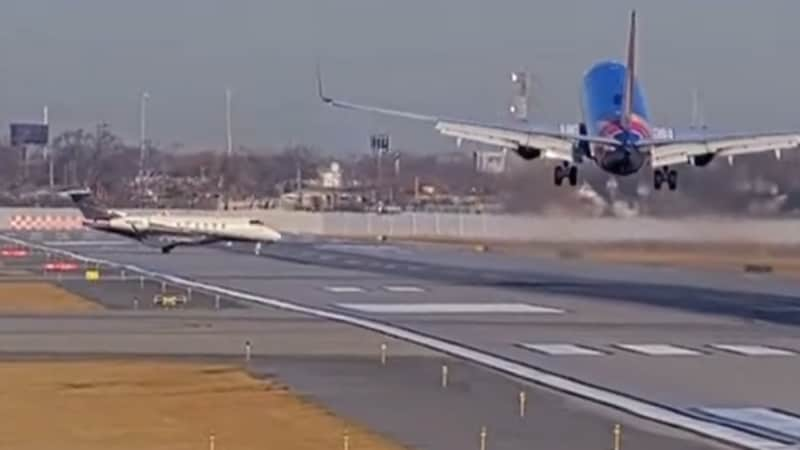 Dangerous collision course at Chicago Midway Airport (Bild: Stream Time Live)