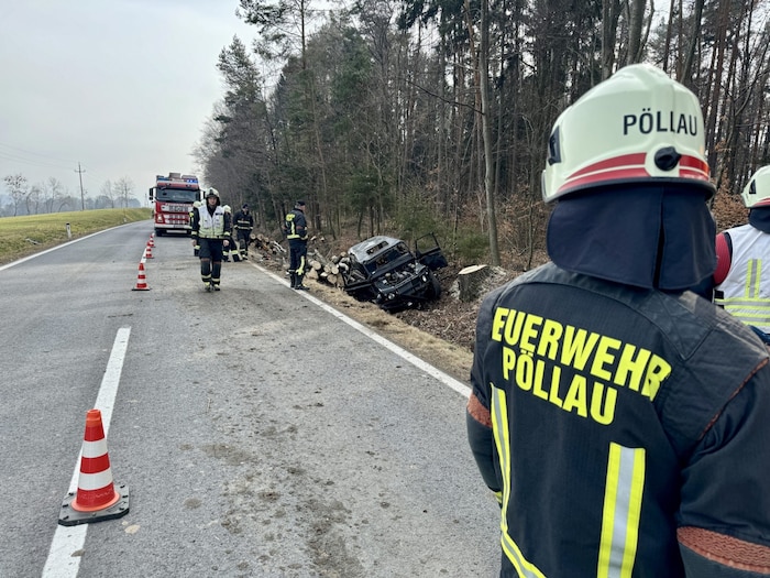 Am Pkw entstand ein erheblicher Schaden.