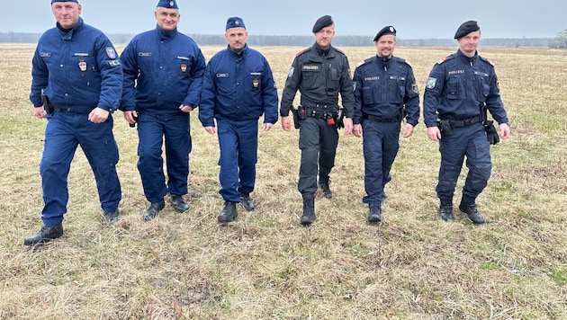 Police officers from Hungary and Austria work closely together in the joint border area as part of Operation Fox. (Bild: Christian Schulter)