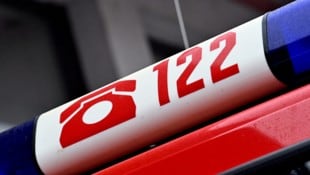 122 lautet der Feuerwehr-Notruf. Die wichtigsten Fragen: „Wo und was ist passiert?“