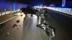 Das Fahrzeug des Unfalllenkers wurde erheblich beschädigt. (Bild: ZOOM Tirol)