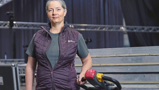 Sandra Standfest-Krempl runs a stage construction company in Lower Austria - with 13 employees. Her motto: It doesn't work, it doesn't exist. (Bild: Philipp Monihart)