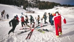 Der Verdächtige soll seine Schüler auf der Piste zurückgelassen haben – Symbolbild (Bild: Wallner Hannes)