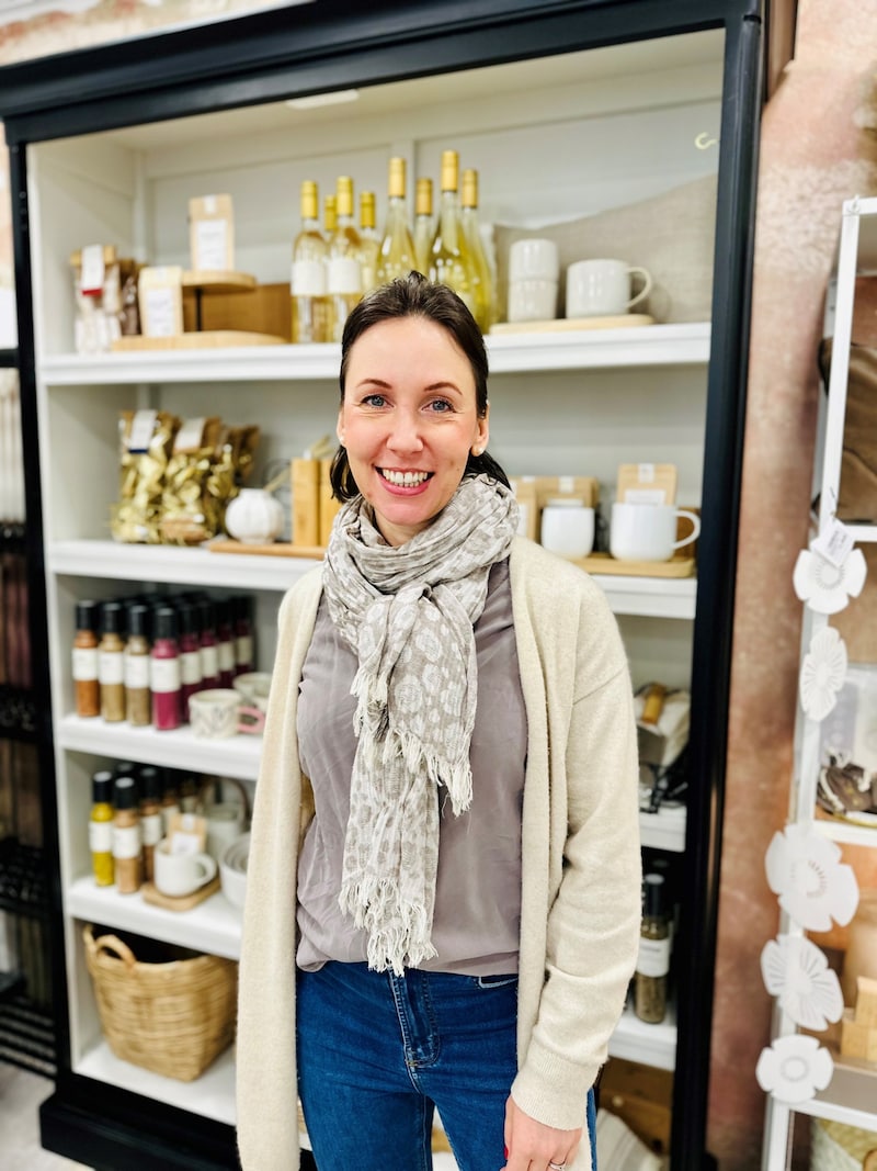 Christine Beikirchner, Tausendschön: "I often hear that people appreciate the friendly, competent advice we offer. I think some retailers have forgotten how to offer customers an experience." (Bild: Christoph Hartner)